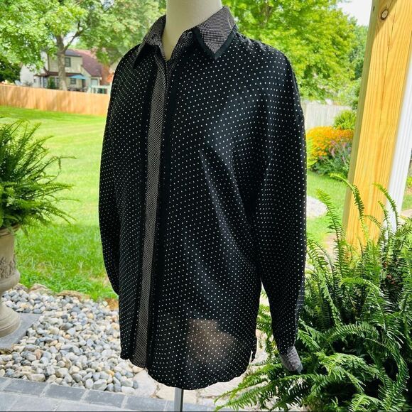 The Limited Black Oversized Button Down Shirt 100% Silk size Large - Picture 2 of 6